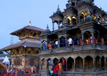 श्रीकृष्ण जन्माष्टमी :पाटनको कृष्ण मन्दिरमा भक्तजनहरूको घुइँचो