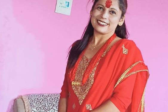 म बाट हजुर ,मलाई बजार थाहा छैन,गाउँकि गाग्री हुँ, सहरको इनार थाहा छैन