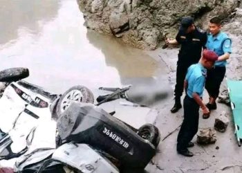 त्रिशूली नदीमा ट्याक्सी खस्दा ५ जनाको ज्यान गयो