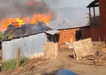 छापटार रामेछापमा भिषण आगोलागी, २० औं घर जलेर नष्ट