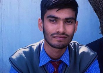 यहाँ छैन कुनै कुराको जरुरत मलाईभो दिन छाड्दिनुस् हिम्मत मलाई, गजल