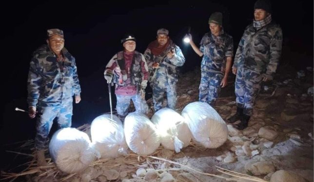 एक सय ६४ किलो गाँजा बरामद