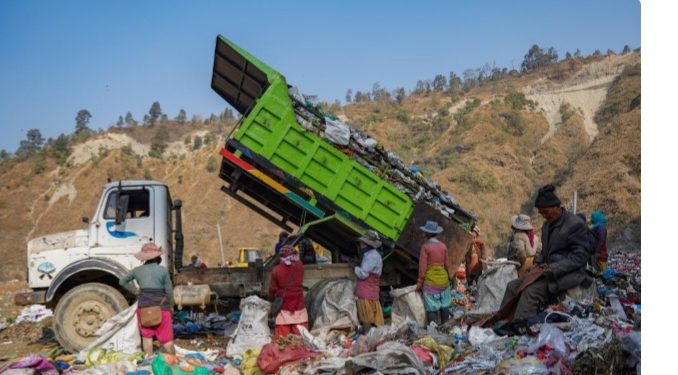 काठमाडौं उपत्यकाको फोहोर बञ्चरेडाँडा लैजान अवरोध
