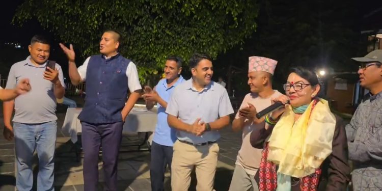 रामेछापका केही जनप्रतिनिधि र कर्मचारी सिडिएसको रामरौसमा धुलिखेल