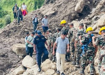 दोरम्बाका पहिरो पिडितलाई प्रदेश सरकारले उचित राहतको ब्यवस्थापन गर्छ : माननीय चौलागाईं