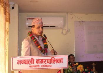 समस्यानै समस्याको चाङ बनाएर गए मन्थली नगरका प्रशासकीय प्रमुख हरि चापागाईं
