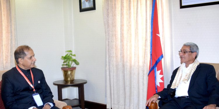 गृहमन्त्री लेखकसित एसएसबी महानिर्देशकको भेटवार्ता