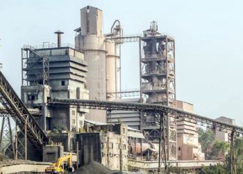 हेटाैँडा सिमेन्ट उद्योगमा सिमेन्ट उत्पादन गर्न अझै डेढमहिना लाग्ने