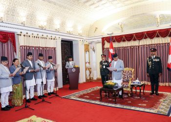 राष्ट्रपति समक्ष पाँच राजदूतकाे शपथ