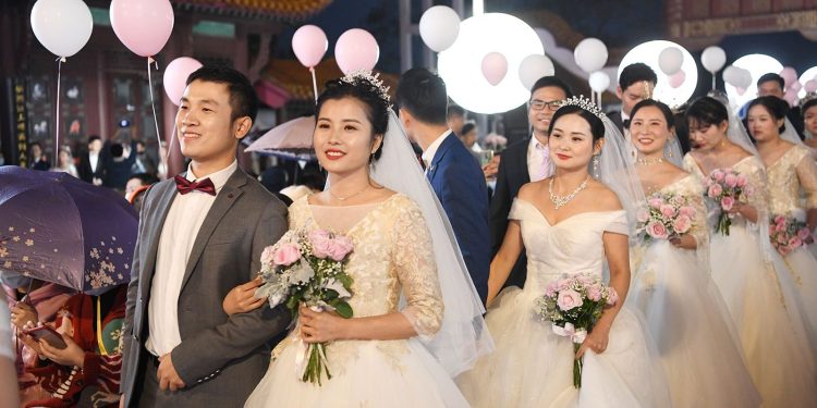 सन् २०२४ मा चीनमा विवाहको सङ्ख्यामा २० प्रतिशतले कमी : सरकार