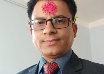 कहिलेकाहीँ यो जीवन सुस्ताउन खोज्छ घाम नझुल्किदै बिहानी अस्ताउन खोज्छ: गजल