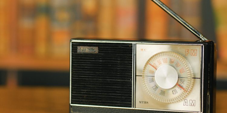 आज विश्व रेडियो दिवस