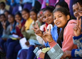 पाठेघरको क्यान्सरबिरुद्धको १५ दिने एचपीभी खोप अभियानको छैठौं दिन १० लाख लाई खोप