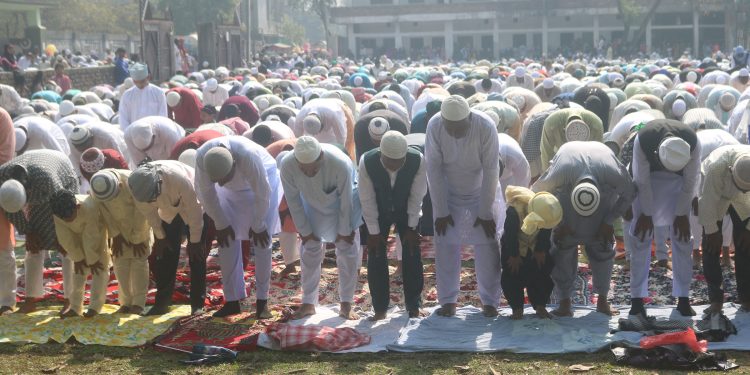 ईदका अवसरमा आज सार्वजनक बिदा