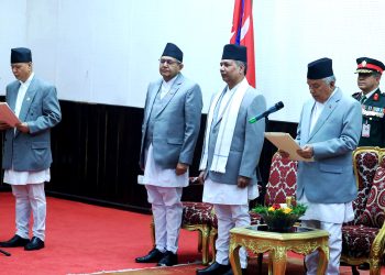 नवनियुक्त शिक्षामन्त्री पन्तले लिए शपथ