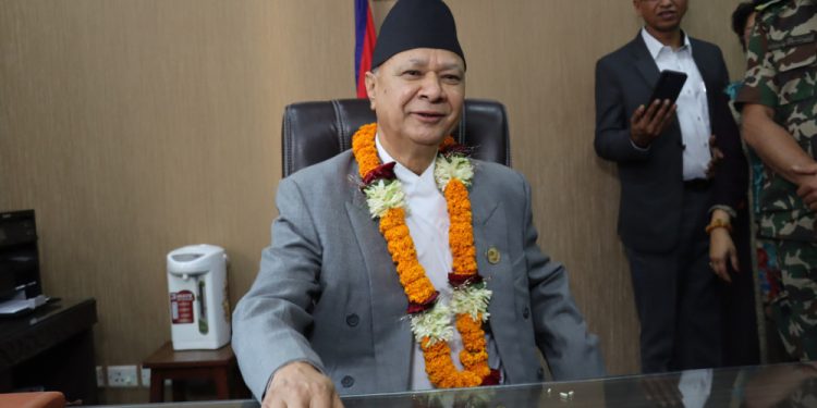 शिक्षक महासङ्घलाई वार्ताका लागि नवनियुक्त शिक्षामन्त्रीको आह्वान