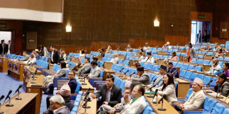 नीति तथा कार्यक्रममाथि ३७ संशोधन प्रस्ताव