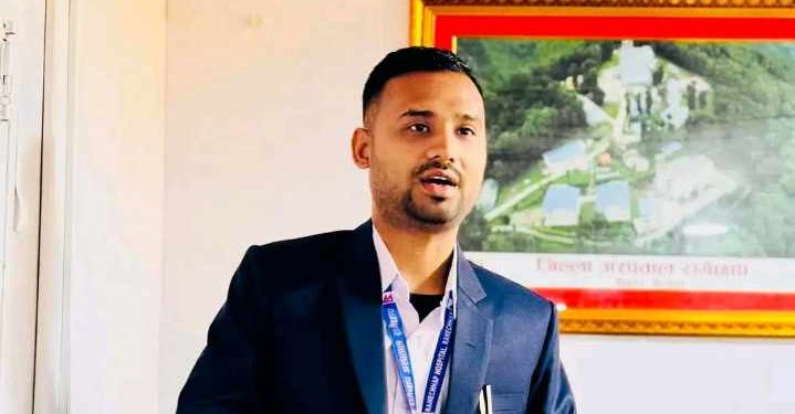 रामेछाप अस्पतालका मेडिकल सुपरिटेन्डेन्ट किशोर श्रेष्ठ सम्पर्कविहीन,मानसिक तनावको आरोप सहित स्टाट्स”