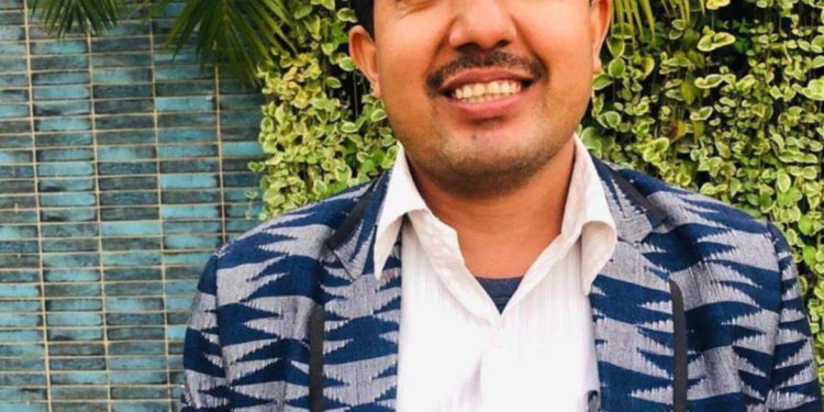 असार १५ : गमलामा रोपिएको धान र बाँझिएको सत्य