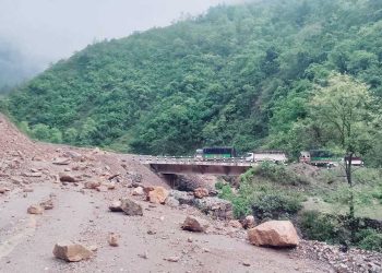 अविरल वर्षाका कारण देशभर ११ प्रमुख राजमार्ग पूर्ण रूपमा अवरुद्ध, वैकल्पिक मार्ग प्रयोग गर्न सुझाव