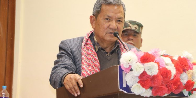 विकासका लागि राजनीतिक स्थिरता आवश्यक: मन्त्री गुरुङ