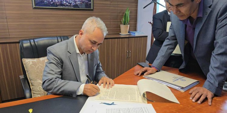 प्राधिकरणका कार्यकारी निर्देशक सिलवालले गरे पदभार ग्रहण