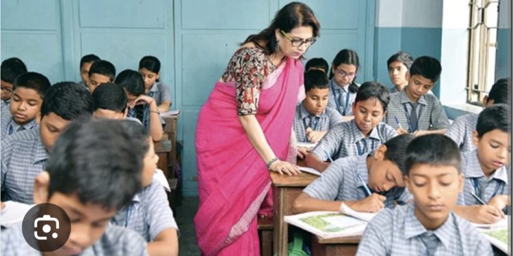 शिक्षकको भागमा भत्ता छैन, खर्च कटे हर्ष न बिमति