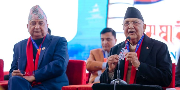 एमाले महाधिवेशनः अध्यक्षमा ओली र पोखरेलको उम्मेदवारी दर्ता