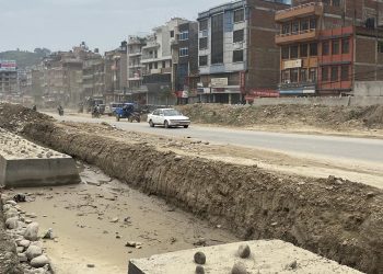 साँगा–धुलिखेल सडकः पुलबजार क्षेत्रमा रोकिएको सडक स्तरोन्नति डेढ वर्षपछि सुरु