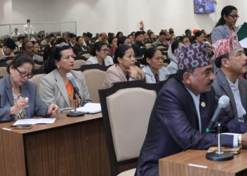 सदनमा सांसदको कहर : ‘काठमाडौँमा रेल र सुरुङमार्गको चर्चा चलिरहँदा कर्णालीमा डोकामा बिरामी बोकेर घण्टौँ हिँड्नुपर्ने अवस्था छ’
