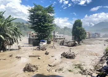 बाढीबाट मृत्यु हुनेको संख्या १०० पुग्यो, उद्धार र खोजी जारी